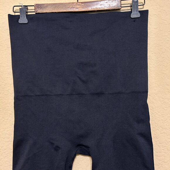 Belly Bandit Mother Tucker Postpartum 7/8 Leggings Compression Black Medium - Picture 3 of 5